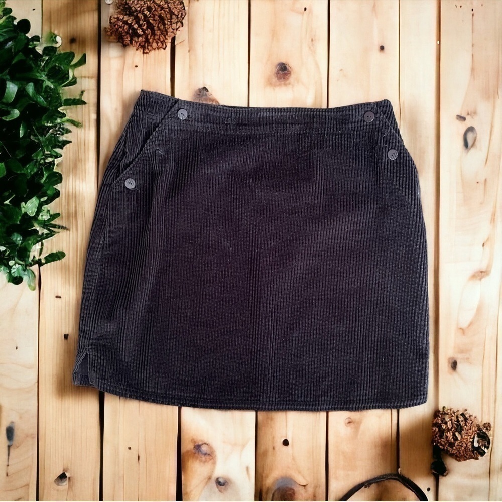 J Jill skirt, size 10P, rich dark brown, wide wale corduroy, missing one button